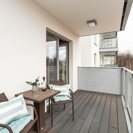 Seaside Beach Przy Plazy - Parking - Praia Apartments - Ergo Polsat Plus Arena Gdansk Exterior photo